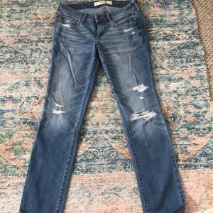 Abercrombie & Fitch jeans.